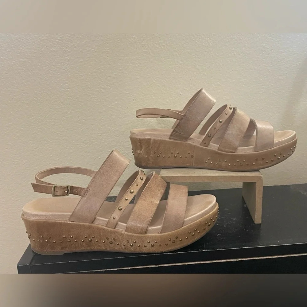 Antelope Wilda Leather Platform Wedge Sandal Tan Studded Chunky Size 41 US 10